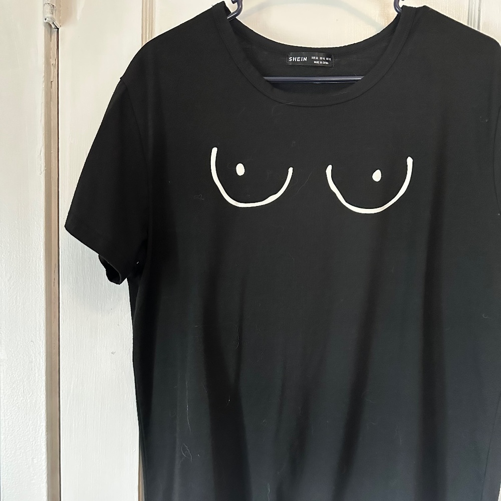 Black boobie shirt